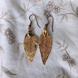 Beautiful leaf earrings